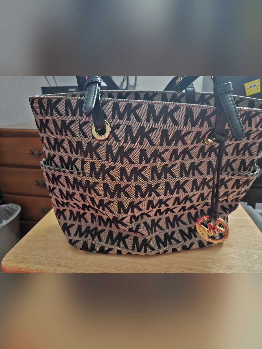 Michael Kors Beige And Black Tote Bag With Gold Hardware